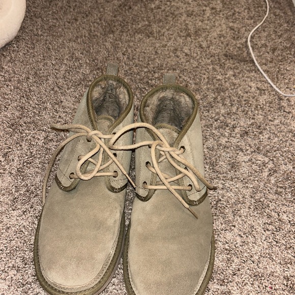 Green ugg boots - Picture 3 of 4